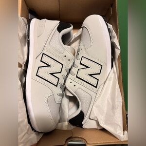 BNWT New Balance 574 Gray Kids Sneakers